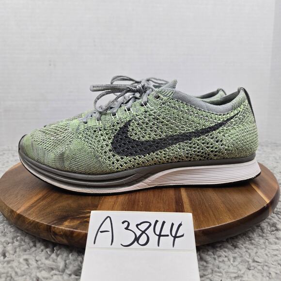 Nike Mens 9.5 Flyknit Racer Pistachio Green Gray Knit Casual Daily Sneaker